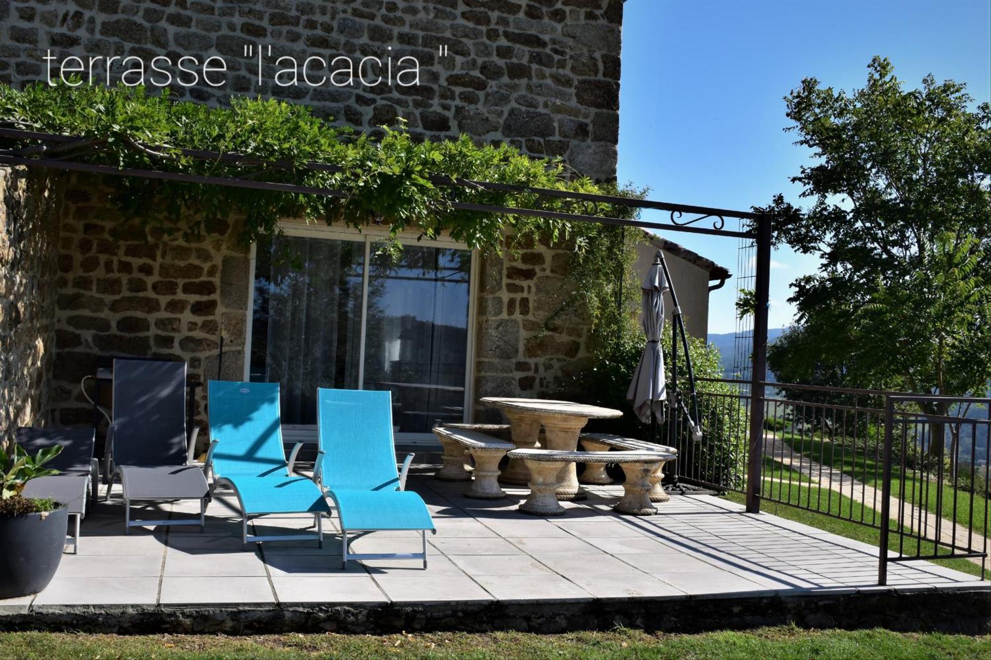 Ardeche, La Cote Des Buis, Avec Piscine Interieure, Jacuzzi, Vallee Du Doux Hébergement de vacances Empurany